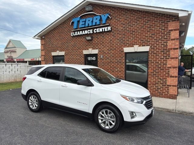 Pre-Owned 2021 Chevrolet Equinox LS - photo - 0