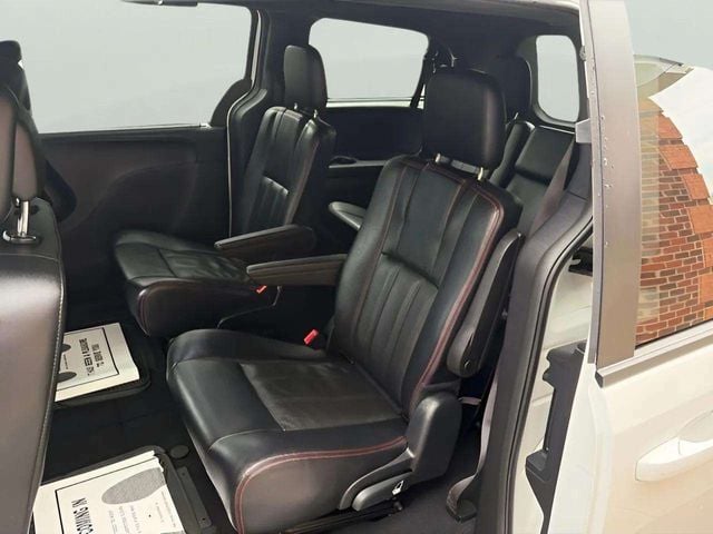 Pre-Owned 2019 Dodge Grand Caravan GT - photo - 14