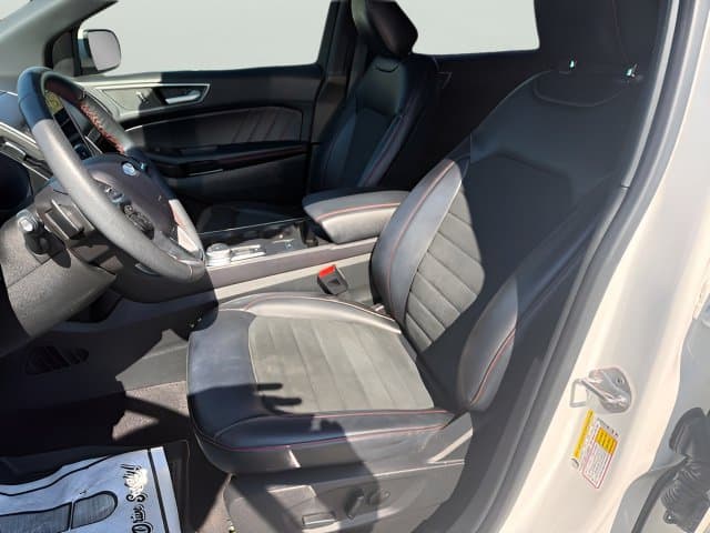 Pre-Owned 2023 Ford Edge ST Line - photo - 4