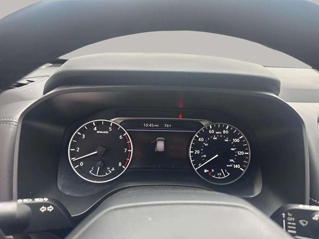 Pre-Owned 2025 Nissan Rogue SV - photo - 5