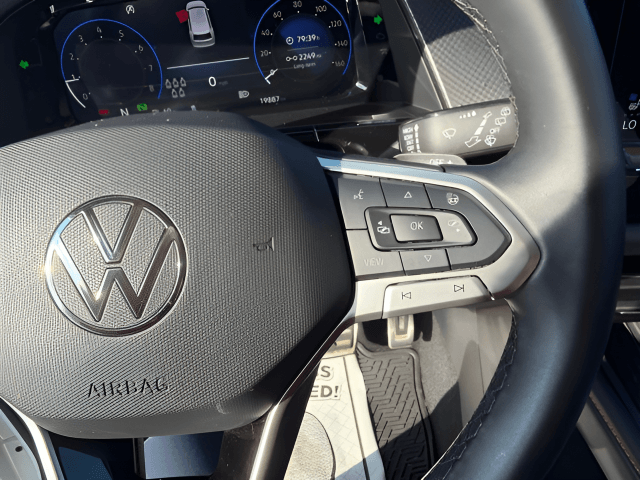 Pre-Owned 2025 Volkswagen Atlas 2.0T Peak Edition - photo - 14