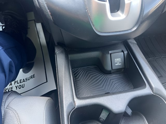 Pre-Owned 2019 Honda CR-V LX - photo - 16