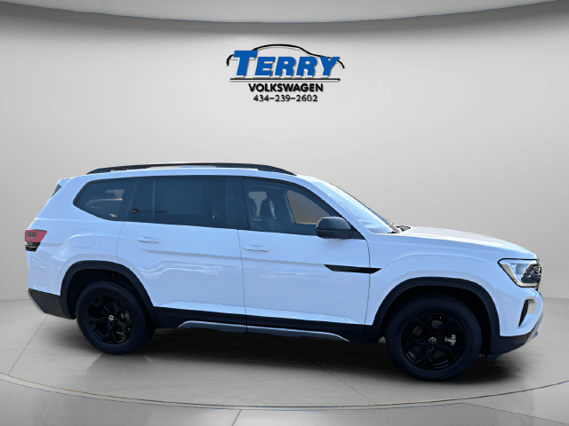 Pre-Owned 2025 Volkswagen Atlas 2.0T Peak Edition - photo - 0