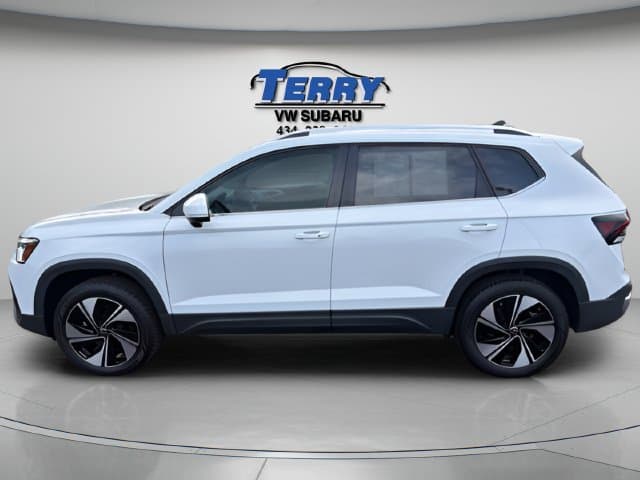 Pre-Owned 2025 Volkswagen Taos 1.5T SE - photo - 1