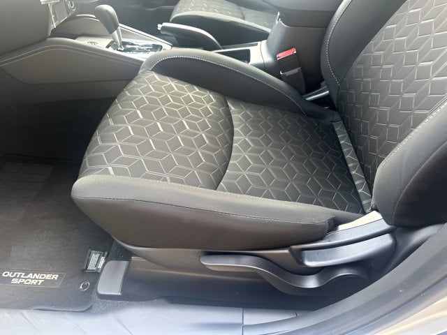 Pre-Owned 2025 Mitsubishi Outlander Sport 2.0 ES - photo - 6