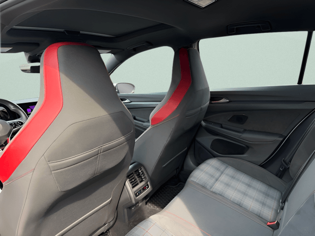 Pre-Owned 2023 Volkswagen Golf GTI Autobahn - photo - 7