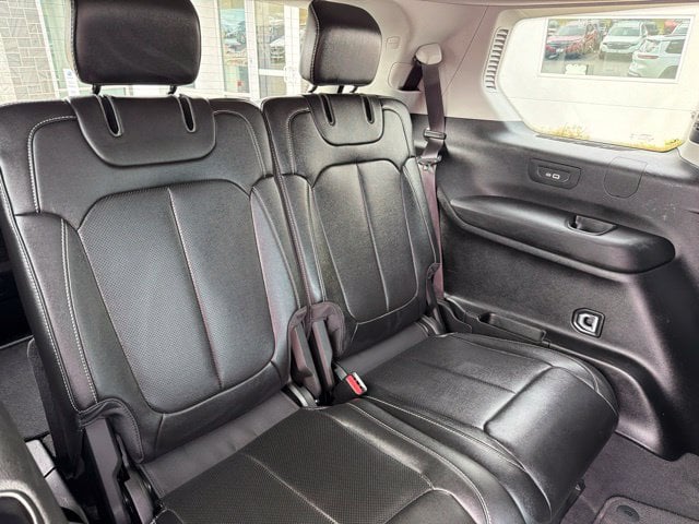 Pre-Owned 2023 Jeep Grand Cherokee L Limited - photo - 18