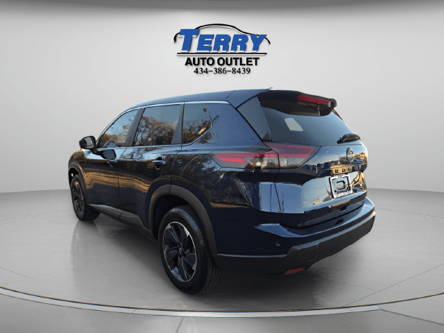 Pre-Owned 2025 Nissan Rogue SV - photo - 4