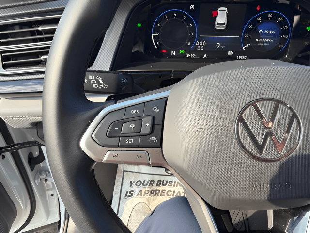 Pre-Owned 2025 Volkswagen Atlas 2.0T Peak Edition - photo - 13