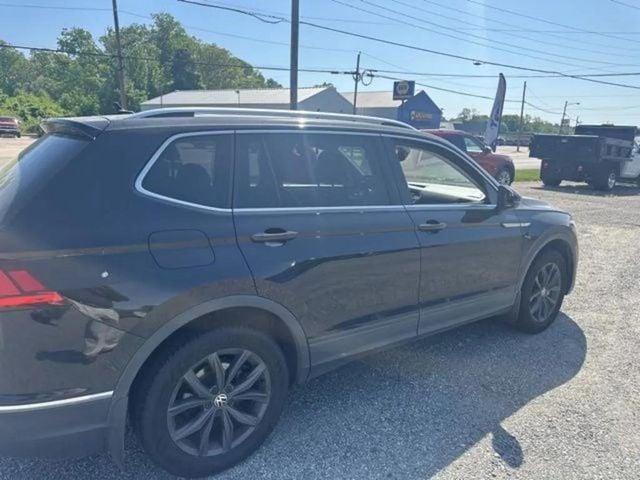 Pre-Owned 2022 Volkswagen Tiguan 2.0T SE - photo - 3