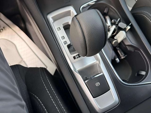 Pre-Owned 2025 Subaru Ascent Premium - photo - 14