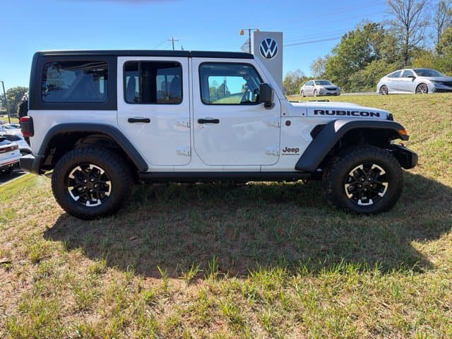Pre-Owned 2025 Jeep Wrangler Rubicon - photo - 0