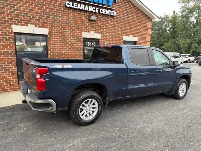 Pre-Owned 2022 Chevrolet Silverado 1500 LTD LT - photo - 4