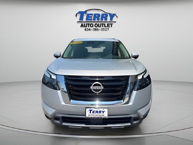 Pre-Owned 2024 Nissan Pathfinder SV - photo - 5