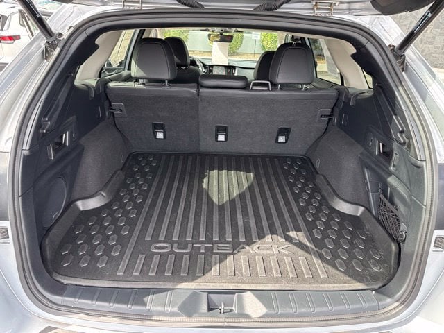 Pre-Owned 2025 Subaru Outback Limited - photo - 11