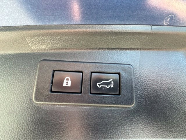 Pre-Owned 2021 Subaru Outback Touring XT - photo - 11