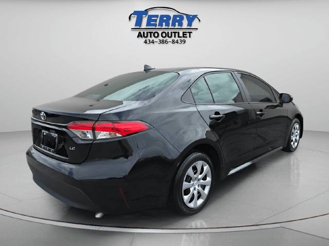Pre-Owned 2025 Toyota Corolla LE - photo - 7