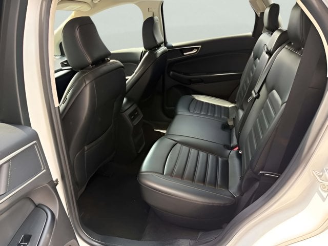 Pre-Owned 2024 Ford Edge SEL - photo - 10