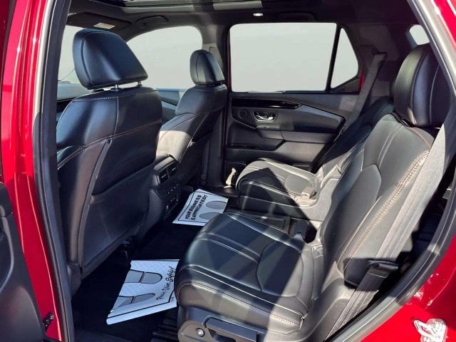 Pre-Owned 2025 Honda Pilot TrailSport - photo - 7