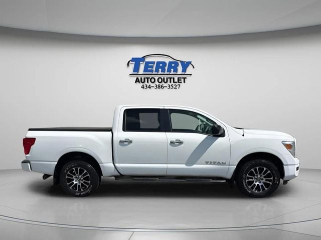Pre-Owned 2021 Nissan Titan SV - photo - 0