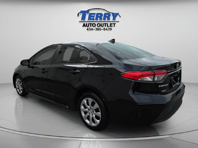 Pre-Owned 2025 Toyota Corolla LE - photo - 5