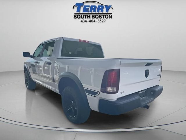 Pre-Owned 2024 Ram 1500 Classic Warlock - photo - 4