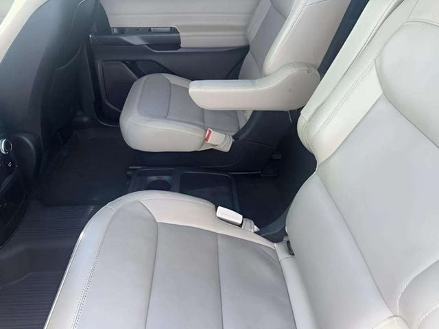 Pre-Owned 2020 Ford Explorer Limited - photo - 17