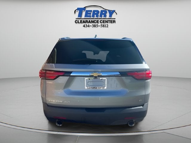 Pre-Owned 2023 Chevrolet Traverse LT - photo - 4