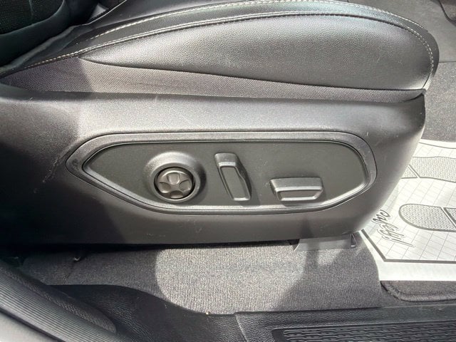 Pre-Owned 2023 Jeep Grand Cherokee L Limited - photo - 16
