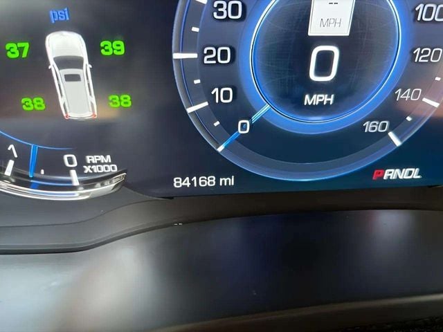 Pre-Owned 2019 Cadillac Escalade Luxury - photo - 16