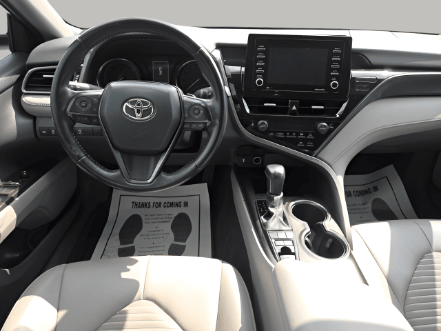 Pre-Owned 2022 Toyota Camry Hybrid SE - photo - 12