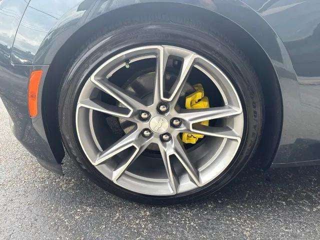 Pre-Owned 2022 Chevrolet Camaro 1LT - photo - 10