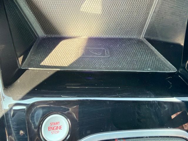 Pre-Owned 2023 Volkswagen Golf GTI Autobahn - photo - 22