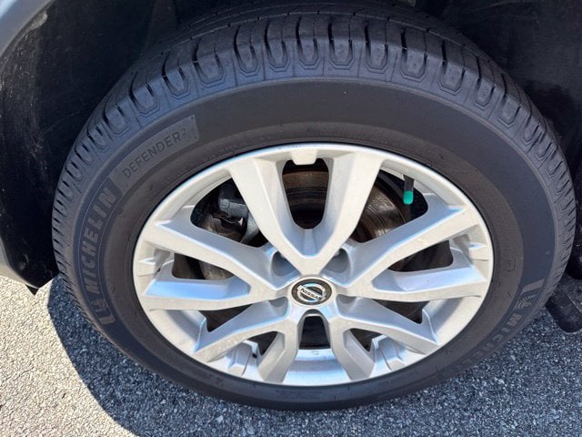 Pre-Owned 2022 Nissan Rogue Sport SV - photo - 10