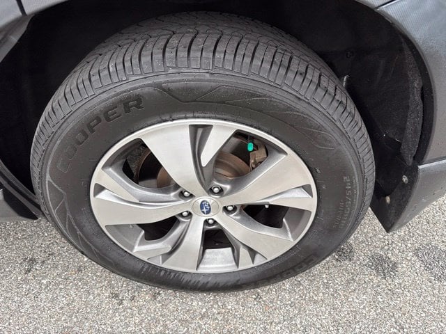 Pre-Owned 2023 Subaru Ascent Premium - photo - 12