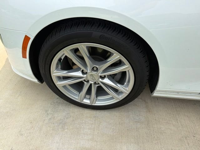 Pre-Owned 2024 Cadillac CT4 Luxury - photo - 33