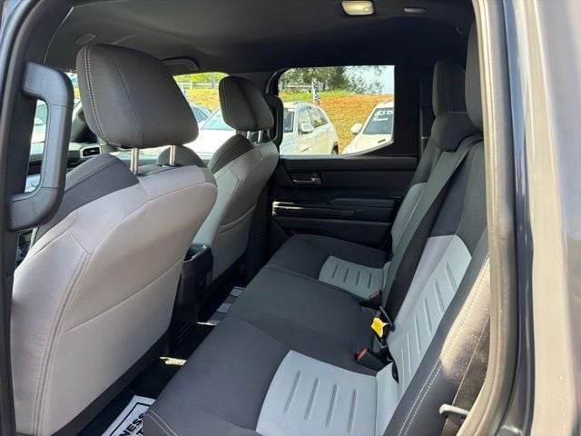Pre-Owned 2026 Toyota Tacoma TRD Off-Road - photo - 5