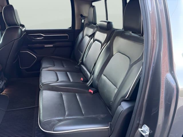 Pre-Owned 2019 Ram 1500 Laramie - photo - 6