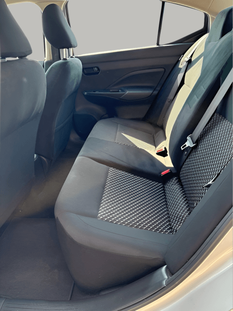 Pre-Owned 2024 Nissan Versa 1.6 S - photo - 8