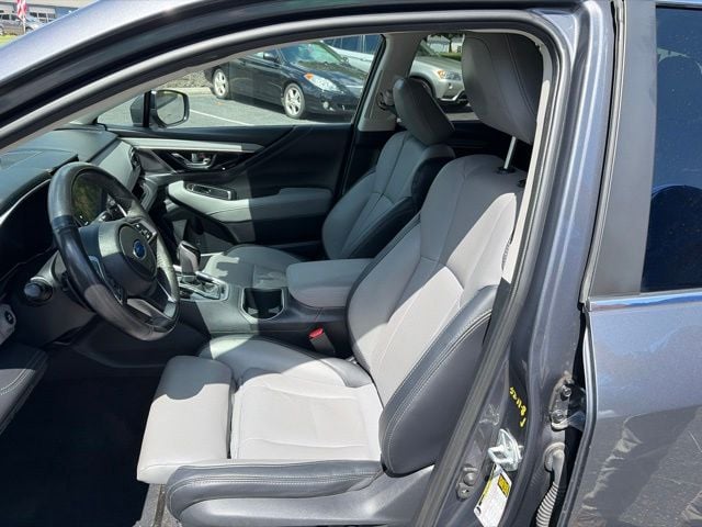 Pre-Owned 2024 Subaru Outback Limited - photo - 2