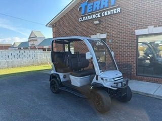 Pre-Owned 2025 NIU NIU Golf Cart - photo - 2