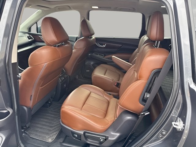Pre-Owned 2024 Subaru Ascent Touring - photo - 8
