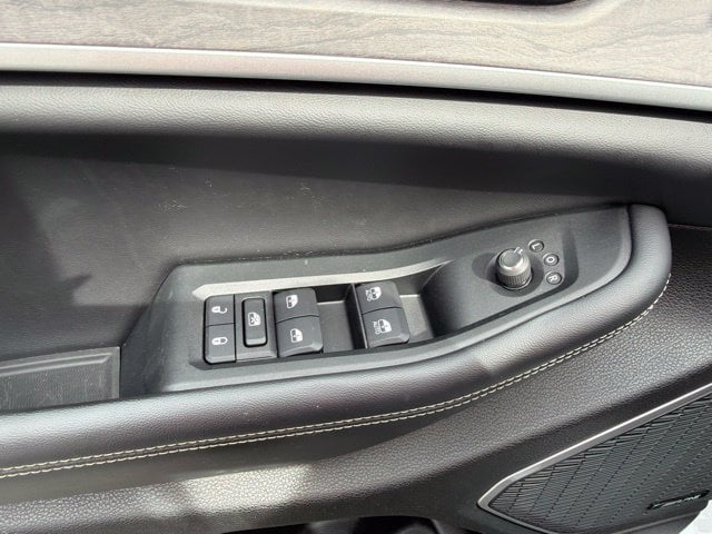 Pre-Owned 2023 Jeep Grand Cherokee L Limited - photo - 6