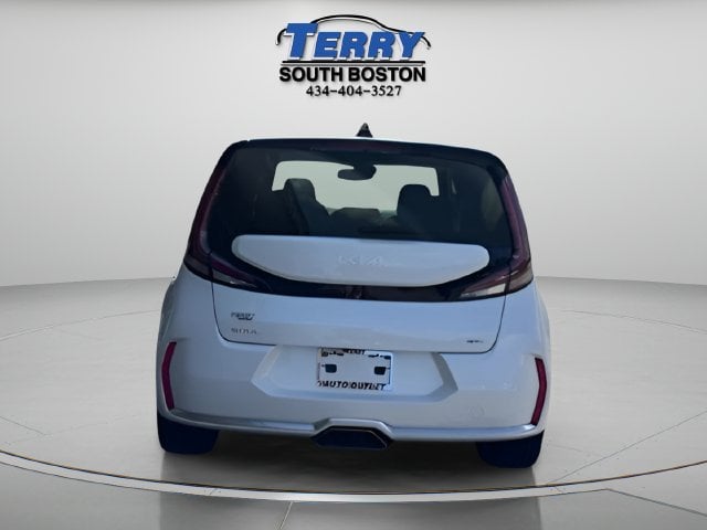 Pre-Owned 2023 Kia Soul GT-Line - photo - 5