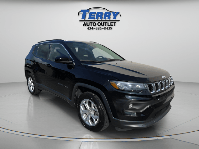 Pre-Owned 2024 Jeep Compass Latitude - photo - 1