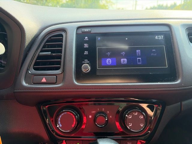 Pre-Owned 2021 Honda HR-V Sport - photo - 10