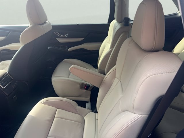 Pre-Owned 2020 Subaru Ascent Limited - photo - 9