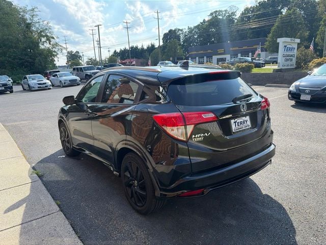 Pre-Owned 2021 Honda HR-V Sport - photo - 3