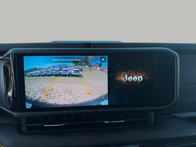Pre-Owned 2025 Jeep Wrangler Rubicon - photo - 21