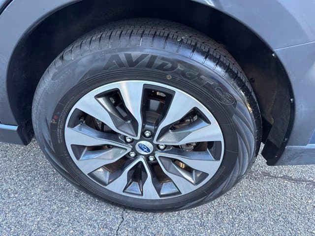 Pre-Owned 2025 Subaru Outback Limited - photo - 13